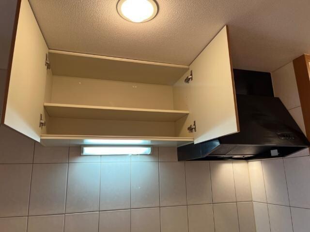 物件内観写真13　(カメラ付インターホン)