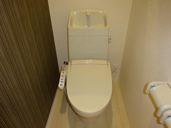 トイレ(シャワー付トイレ)