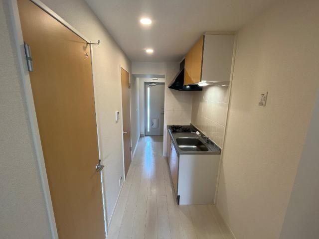 物件内観写真2　(廊下)