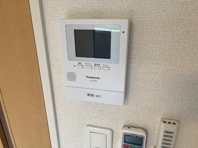 物件内観写真14　(モニターホン)