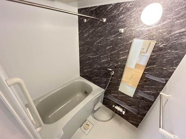 物件内観写真5　(バス／シャワールーム等)