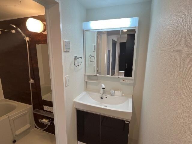 物件内観写真6　(洗面)