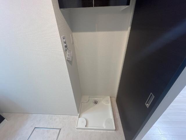 物件内観写真14　(洗濯機置き場)