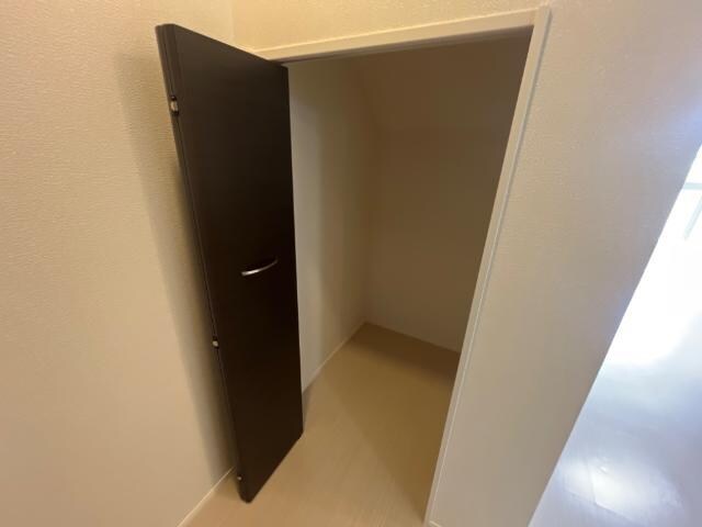 物件内観写真9　(収納)