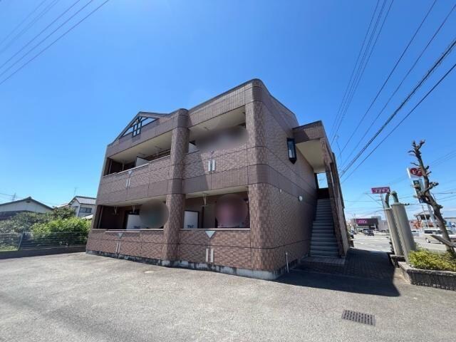 物件外観写真1　(外観写真（昼）)