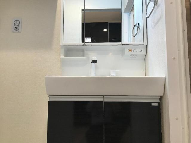 物件内観写真7　(洗髪洗面化粧台)