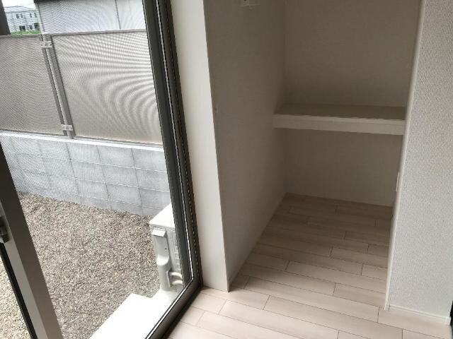 物件内観写真11　(インナーテラス)