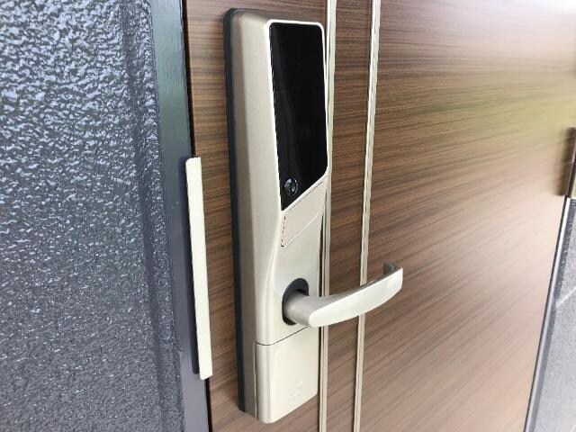 物件内観写真13　(電子キー)