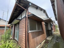 新須賀町2丁目7-21の外観写真