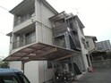 山地アパート