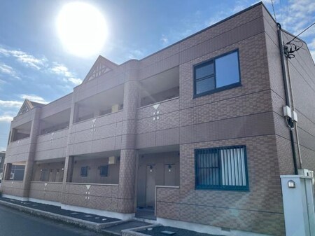 アンセスター外観写真