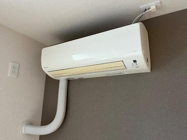 建物設備(エアコン)