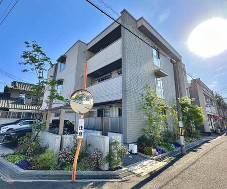シャーメゾンベレオ西桜町外観写真