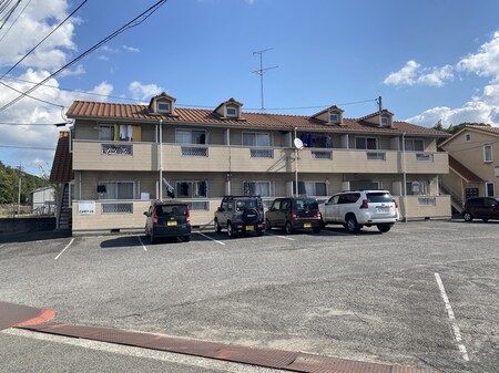 ルガノスチューデントホーム A外観写真