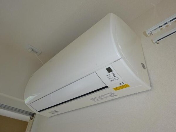建物設備(エアコン)