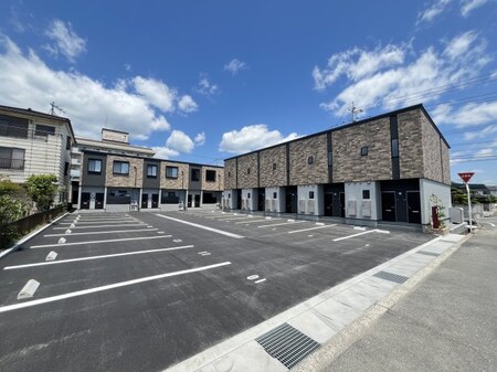 マジェステ　Ａ棟外観写真