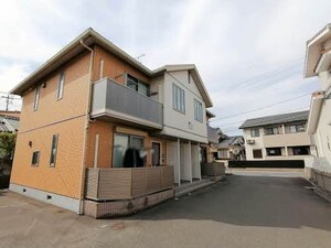 クレスト　弐番館外観写真