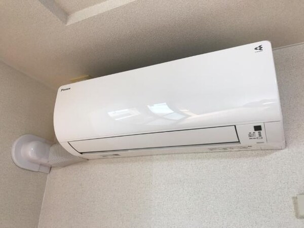 建物設備(エアコン)
