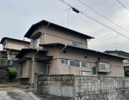 向陽町2丁目貸戸建て外観写真