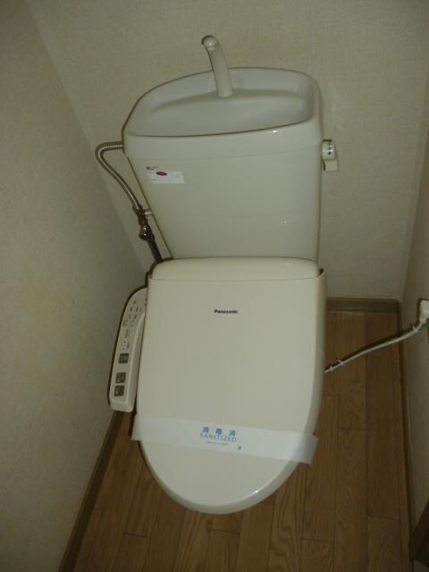 物件内観写真16　(トイレ)