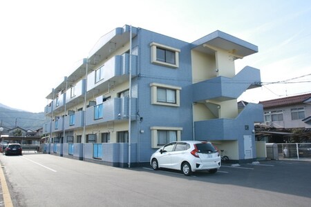 オリーブコート多治米外観写真