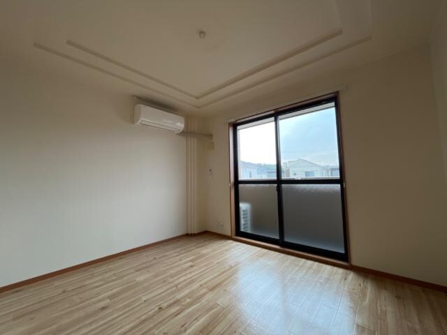 物件内観写真9　(リビング)