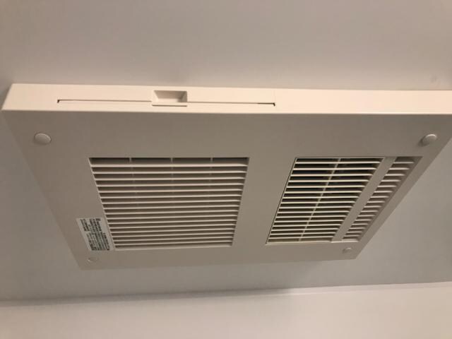 物件内観写真18　(浴室乾燥機)