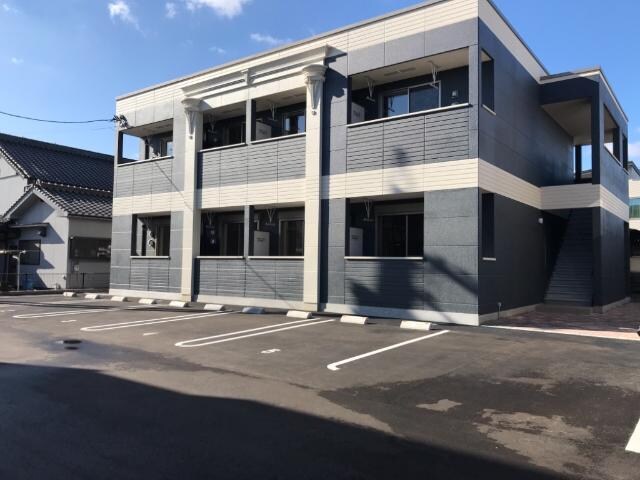 物件外観写真3　(外観写真（昼）)