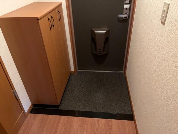 玄関(玄関)
