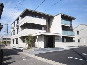 グランシャリオ東深津外観写真