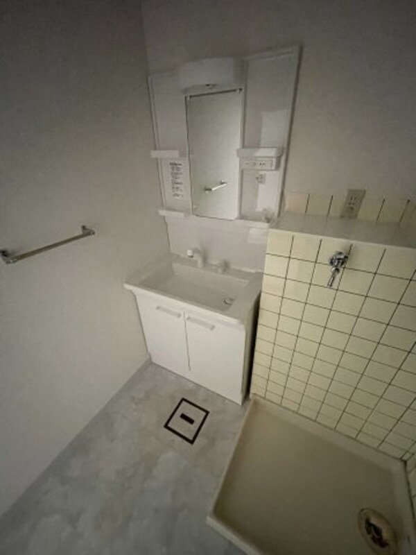 独立洗面台