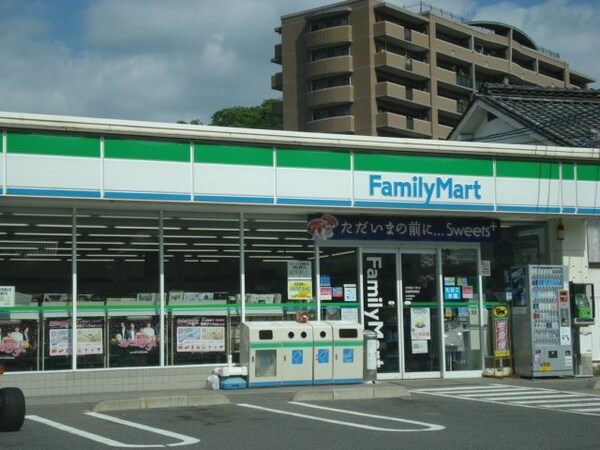 周辺環境(ファミリーマート福山今津町店（コンビニ）まで1,550ｍ)