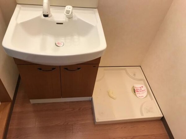 洗面・脱衣所(洗濯機置場)