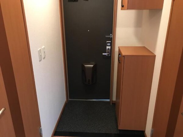 玄関(玄関)