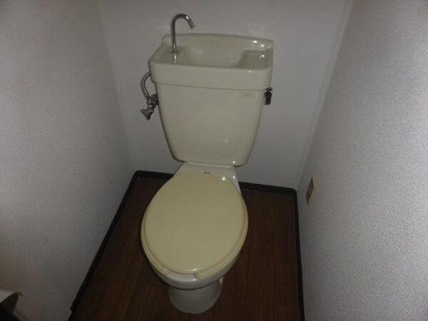 トイレ(トイレ)