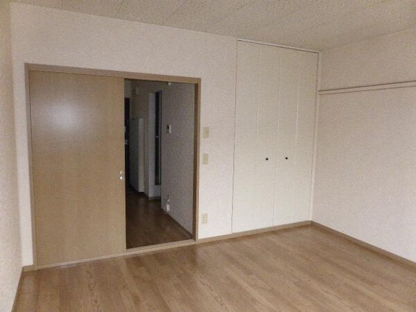 内装他(洋室)
