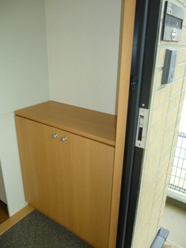 玄関(玄関)
