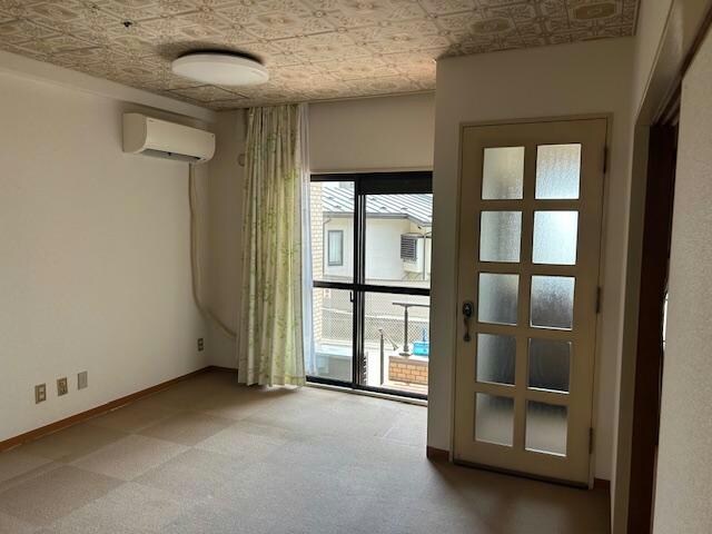 物件内観写真8　(ﾘﾋﾞﾝｸﾞ)