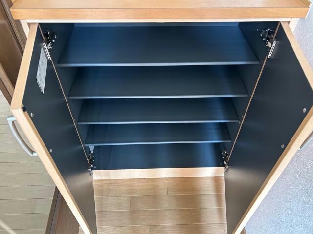 物件内観写真4　(シューズボックス)