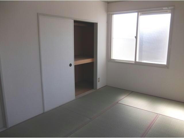 物件内観写真7　(和室)