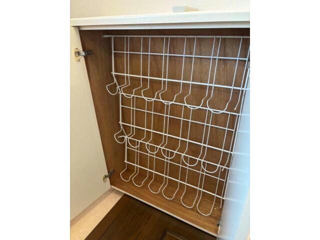 物件内観写真2　(シューズボックス)