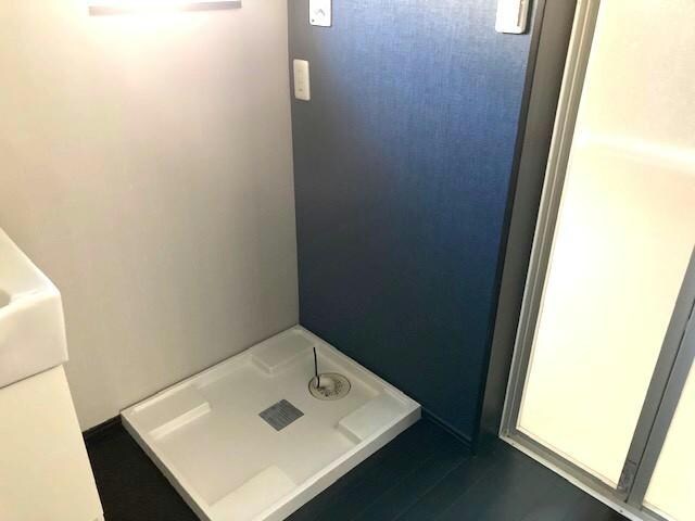 物件内観写真16　(洗濯機置場)