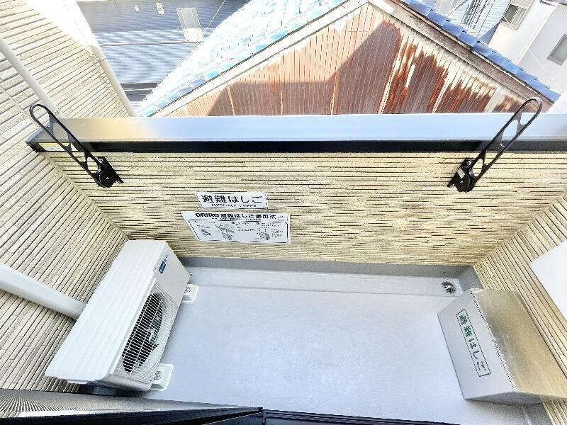 物件内観写真12　(広々としたバルコニーです)