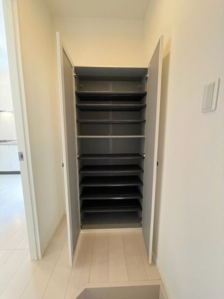 物件内観写真11　(毎日通る玄関はこちらです)