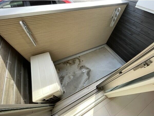 物件内観写真12　(外からの目が気にならないバルコニーで洗濯物が干せます)