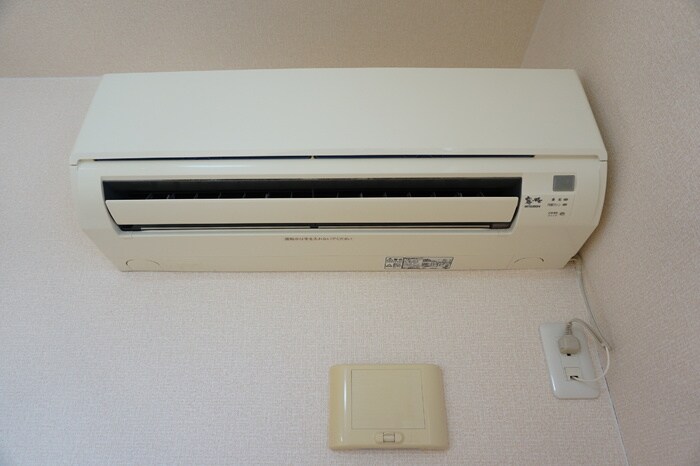 物件内観写真9　(エアコン完備)