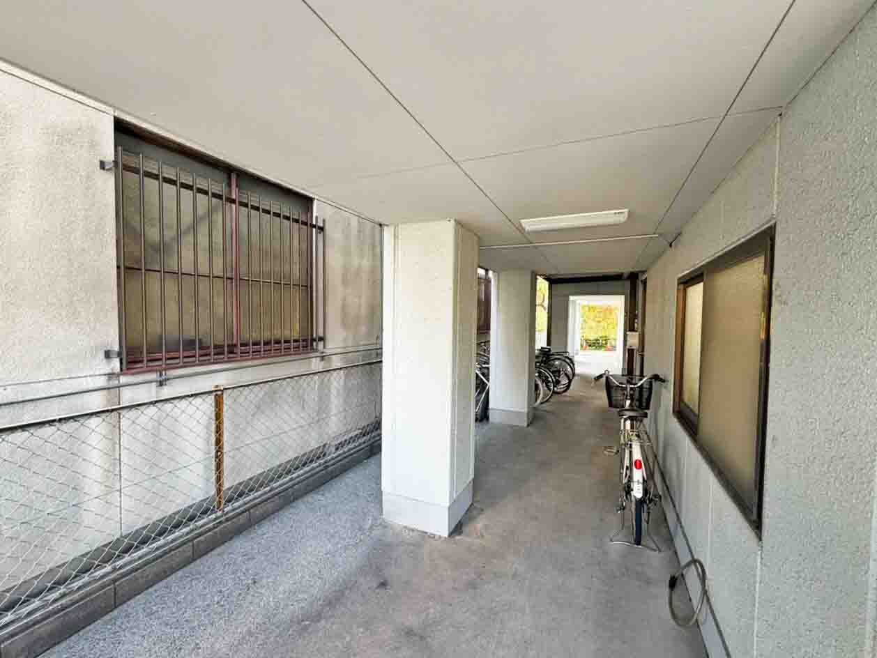 物件外観写真4　(ロビーです)