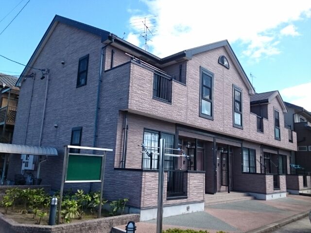 サン・パラストＦ