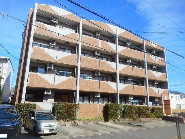 物件外観写真1　(おしゃれな外観です)