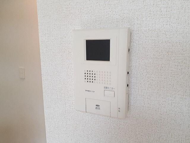 物件内観写真9　(モニター付きインターホンです)